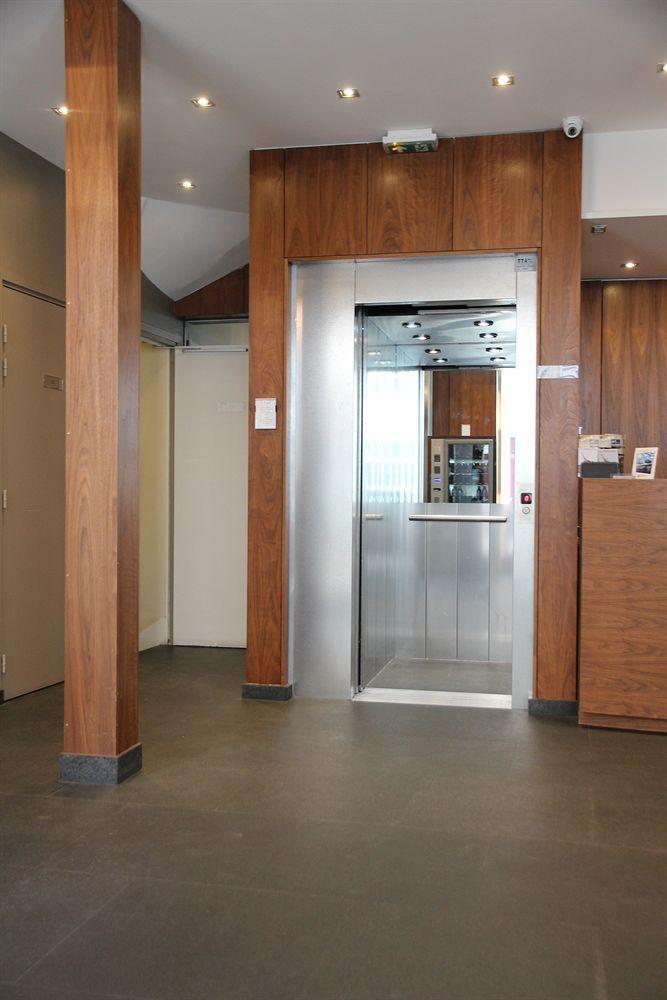 Art Batignolles Hotel 3*